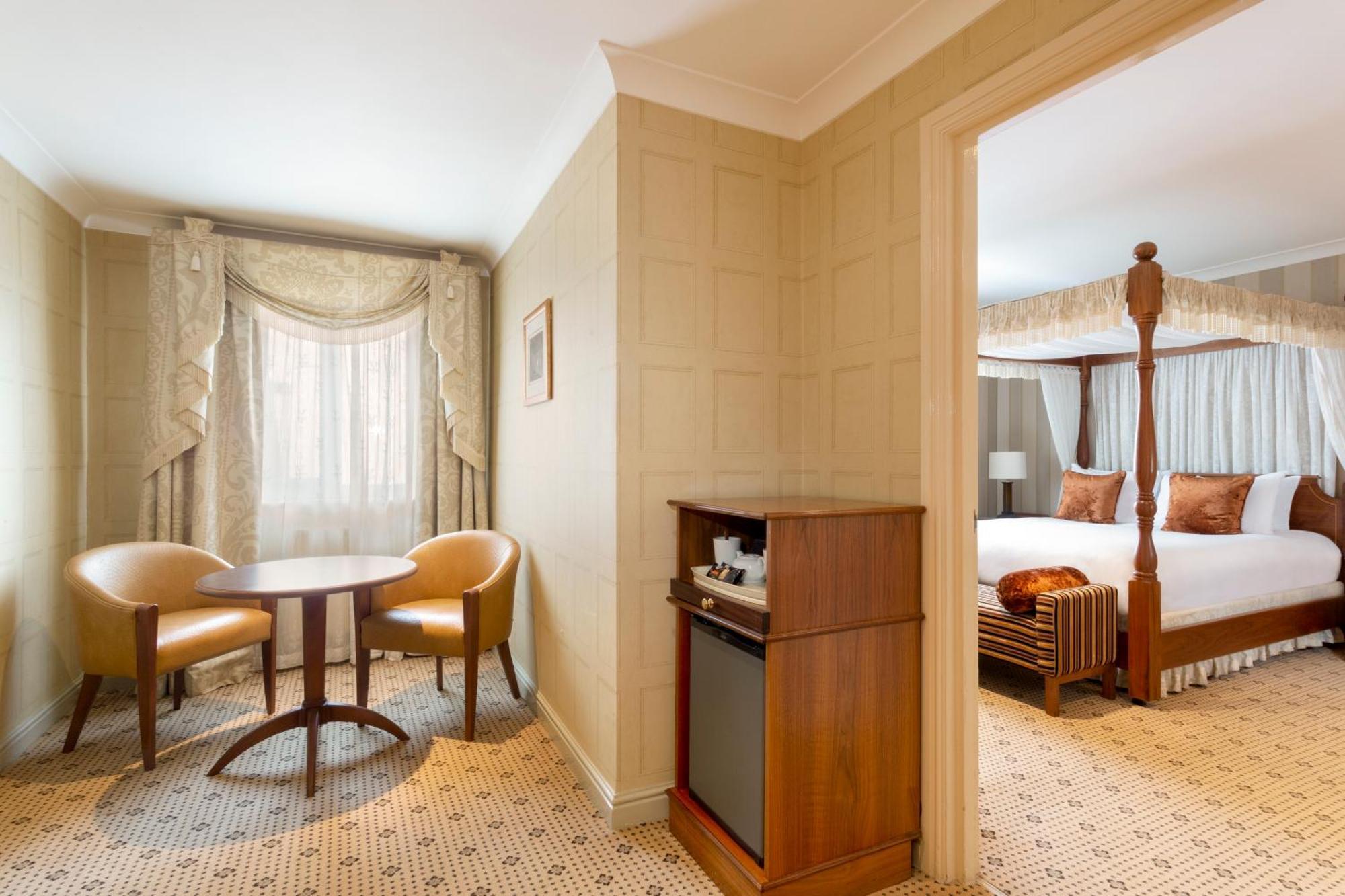 Forest Pines Hotel, Spa & Golf Resort Бриг Екстериор снимка