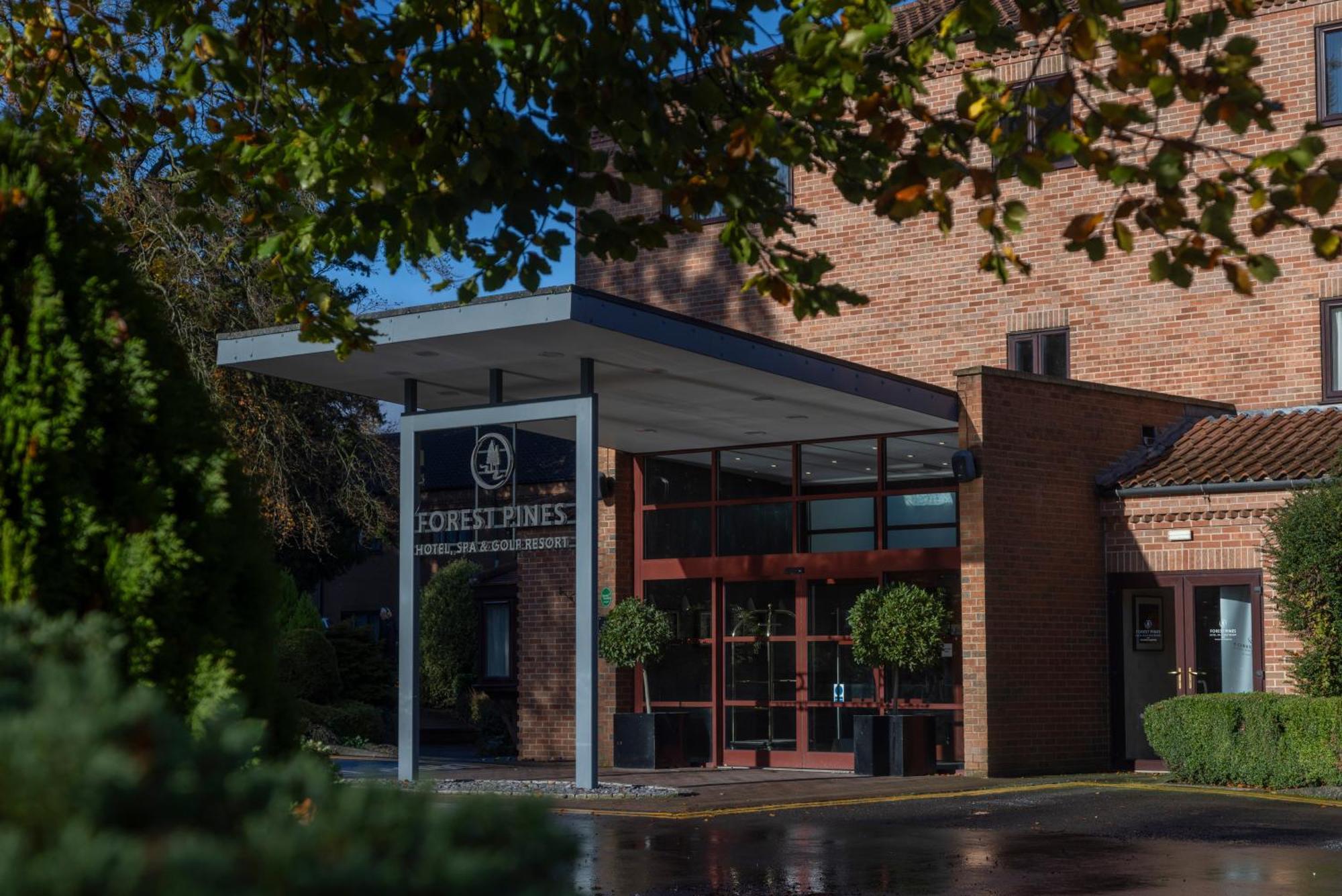 Forest Pines Hotel, Spa & Golf Resort Бриг Екстериор снимка